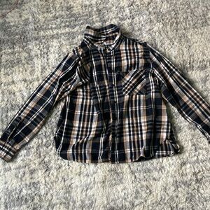 Time & Tru Stripe-Like Plaid Button Shirt